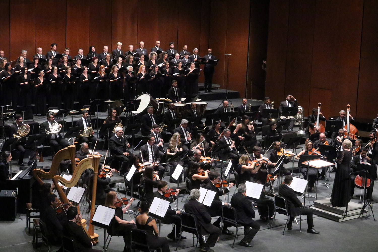 Orquestra Sinfônica de Minas Gerais apresenta 'O Novo Mundo', nesta quarta-feira (8), no Palácio das Artes