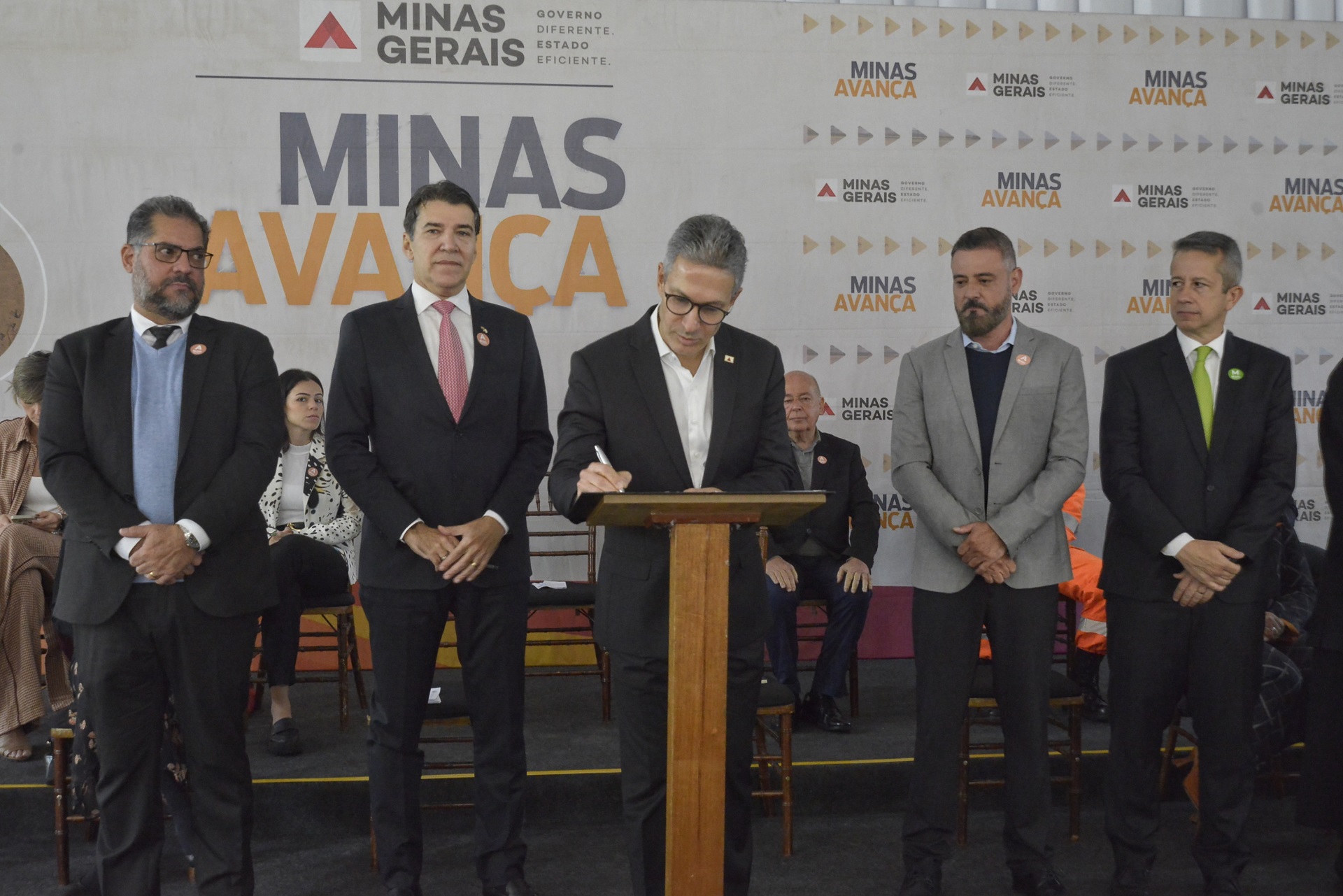 Governo de Minas, Ministério Público e parceiros firmam compromisso para restauração do Palácio da Liberdade