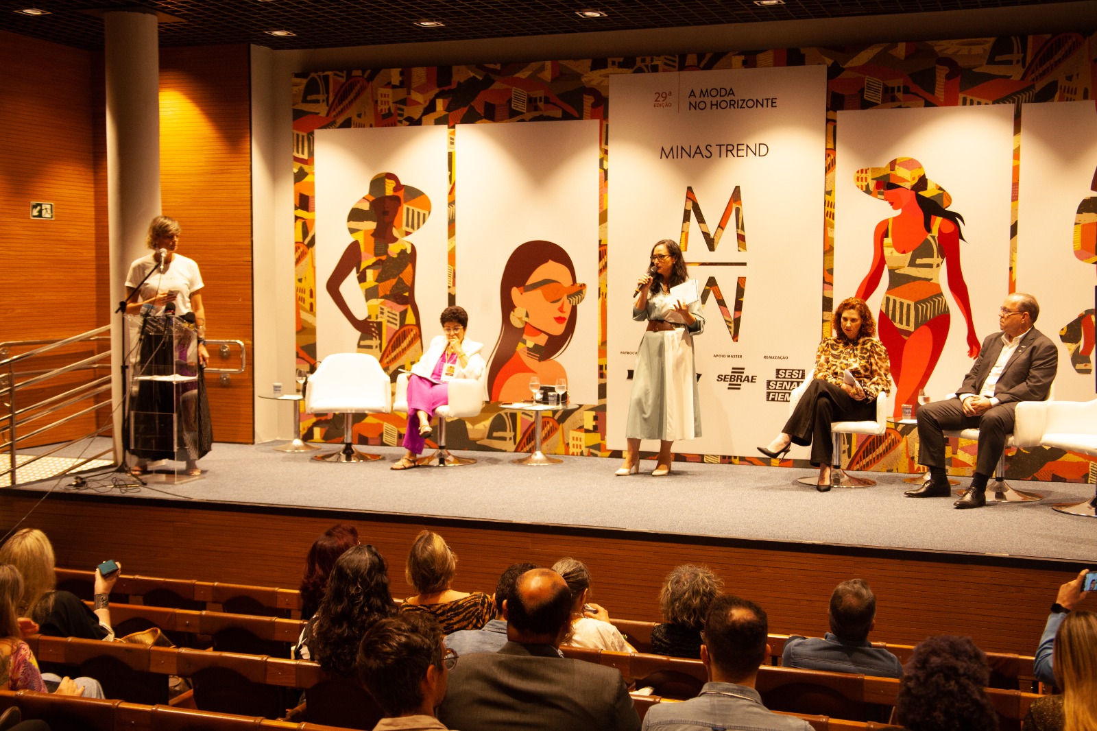 Governo de Minas Gerais lança projeto executivo de moda durante abertura do Minas Trend