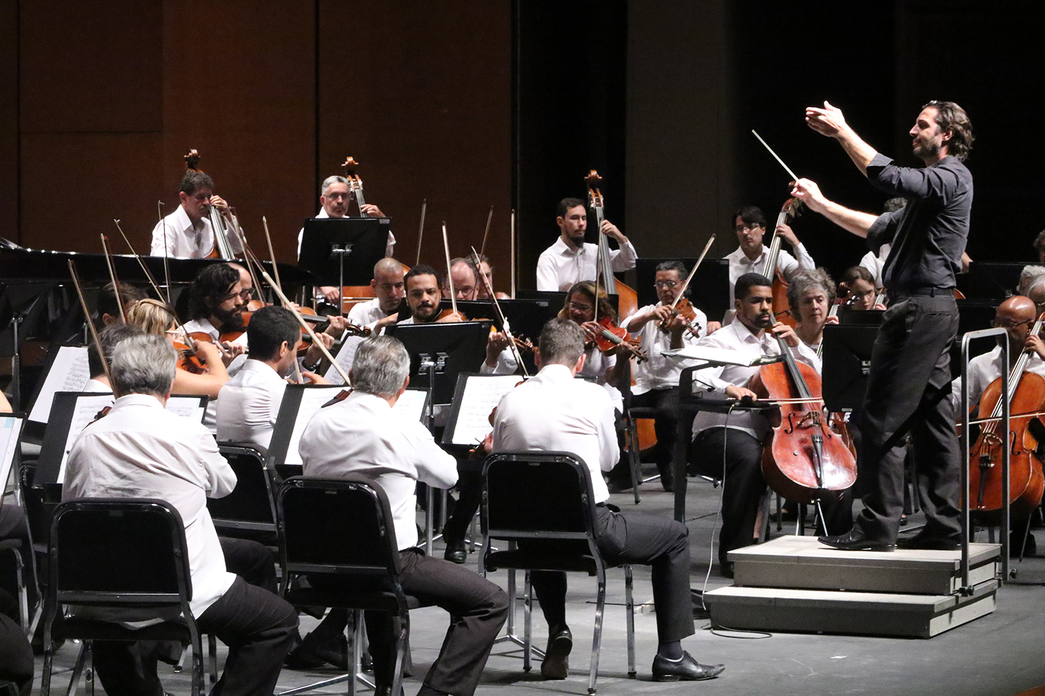 Orquestra Sinfônica de Minas Gerais apresenta concerto no Museu Inimá de Paula durante o IV Encontro Internacional da Associação Brasileira de Palhetas Duplas 