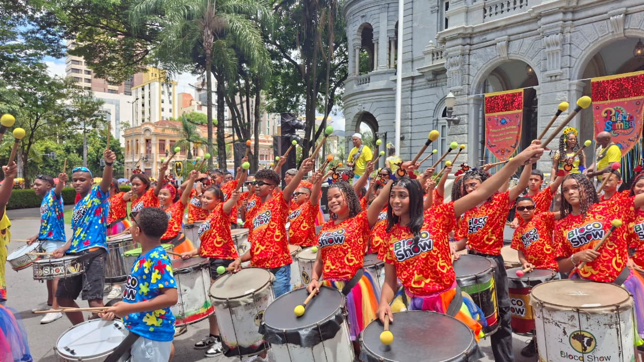 blocoshow cesar tropia